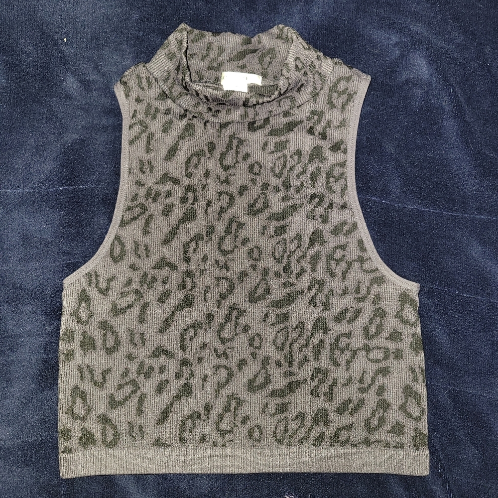 NWOT Womens cheetah print tank